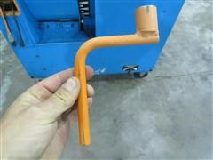 items/78be51268f5be41180bd00155de187a0/accu19400portableblowingsprayinginsulationmachine