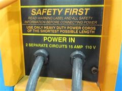 items/78be51268f5be41180bd00155de187a0/accu19400portableblowingsprayinginsulationmachine