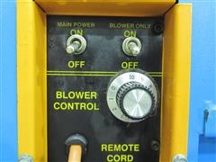 items/78be51268f5be41180bd00155de187a0/accu19400portableblowingsprayinginsulationmachine