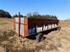 Feterl Portable Hay/Feed Rack 
