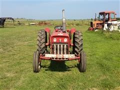 items/795b908cbc18e41180be00155de252ff/1965international424tractor