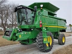 2010 John Deere 9570 STS Bullet Rotor 2WD Combine 