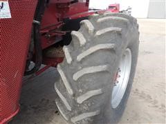 items/7be0db9f6560e41180bd00155de187a0/2001caseih2388combine