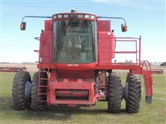 items/7be0db9f6560e41180bd00155de187a0/2001caseih2388combine