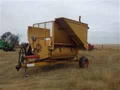 2004 HayBuster 2650 Round Bale Processor w/ Scales And Cake Feeder 