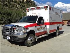 2003 Ford F450 Ambulance 