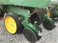 items/7cc52f919706ea11b86200155d70e01b/johndeere70006rowplanterwithliquidfertilizerandpercisioncornmeters-45.jpg