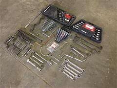 Combination Wrenches & Sockets 