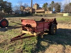 New Holland 202 Manure Spreader 