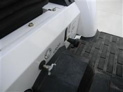 items/7ebdb5dabe34e41180bc00155dd1091d/2009bobcatct225mfwdtractor