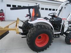items/7ebdb5dabe34e41180bc00155dd1091d/2009bobcatct225mfwdtractor