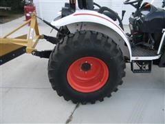 items/7ebdb5dabe34e41180bc00155dd1091d/2009bobcatct225mfwdtractor