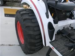 items/7ebdb5dabe34e41180bc00155dd1091d/2009bobcatct225mfwdtractor