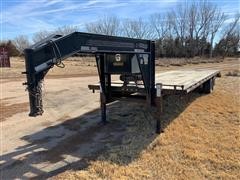 2009 Titan 32’ T/A Flatbed Trailer W/Dovetail & Fifth Wheel Hitch 