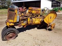 Minneapolis-Moline U 2WD Tractor 