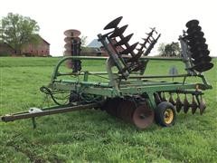 John Deere 235 Disk 