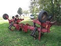 Case IH Cultivator 