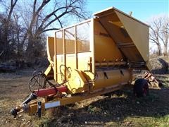 Haybuster 2650 Bale Processor 