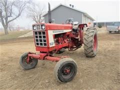 1973 International 666 2WD Tractor 