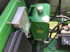 items/854e299d61e8ea11bf2100155d72eb61/2005johndeere9560sts2wdcombine-2_c8240eb70d7144008d37c146b6dc683d.jpg