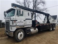 1981 International Tilt T/A Boom Truck 