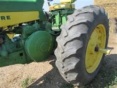 items/8581af0ca01ee41180be00155de252ff/johndeere630tractor