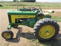 items/8581af0ca01ee41180be00155de252ff/johndeere630tractor