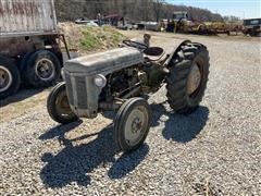 1951 Ferguson T0-20 2WD Tractor 
