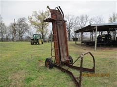 Pop-Up Square Bale Loader 