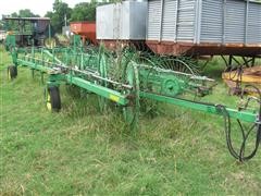 John Deere 704 14 Wheel Rake 