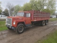 1972 International Loadstar 1600 T/A Grain Truck 