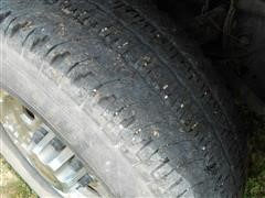 items/877e2d18a837e41180bd00155de1c209/2000chevroletsilveradok2500ls3doorextendedcab4x4pickupwithsnowplow