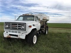 1981 GMC V-8 7000 Spreader Truck 