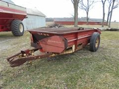 Sperry New Holland 519 Manure Spreader 