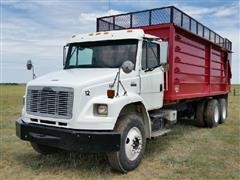 2001 Freightliner FL106 T/A Silage/Grain Truck W/Aulick 2167 Box 
