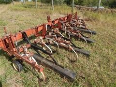 items/890980d76017e41180be00155de252ff/internationalharvestercultivator