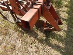 items/890980d76017e41180be00155de252ff/internationalharvestercultivator