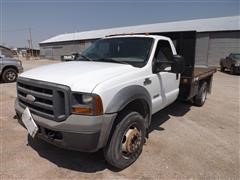 2005 Ford F550 Super Duty Flatbed Truck 