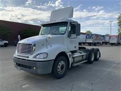 2006 Freightliner Columbia 120 T/A Truck Tractor 
