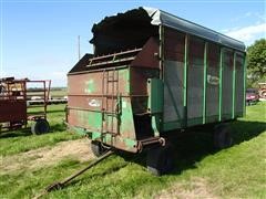 items/8a3c2de71f35e41180bc00155dd1091d/badger30410silagewagon