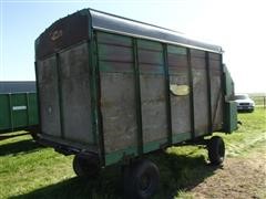 items/8a3c2de71f35e41180bc00155dd1091d/badger30410silagewagon