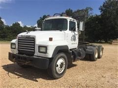 1993 Mack RD688S T/A Truck Tractor 