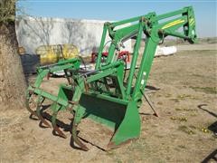 John Deere 741 Self-Leveling Loader 