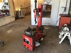 2002 AccuTurn 4401 Tire Machine 