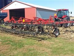 1998 Case IH 4300 Field Cultivator 