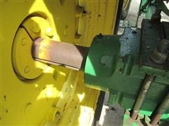 items/8c391605c02ee41180bf00155de252ff/1984johndeere2950tractor