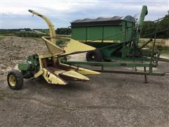 John Deere 3800 Forage Harvester 