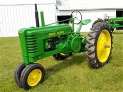 1941 John Deere Model B 2WD Tractor 