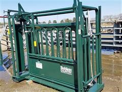 2015 Behlen Country 62175862 MX-V Squeeze Chute With Selfcatch Headgate 