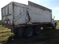 items/8eedf1ad3540e41180be00155de1c209/1982gmcbrigadiersilagetruck